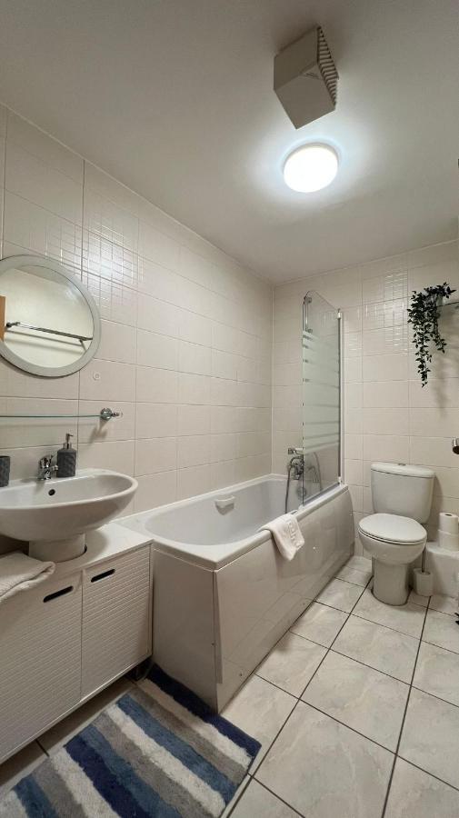Edinburgh City Centre - Powderhall Modern Spacious 2 Bedroom Apartment With Free Parking Eksteriør bilde