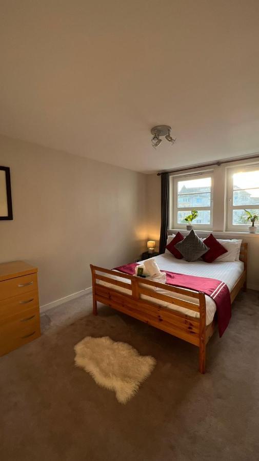 Edinburgh City Centre - Powderhall Modern Spacious 2 Bedroom Apartment With Free Parking Eksteriør bilde