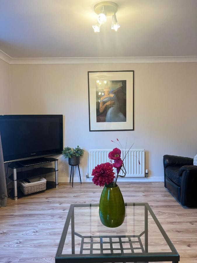 Edinburgh City Centre - Powderhall Modern Spacious 2 Bedroom Apartment With Free Parking Eksteriør bilde