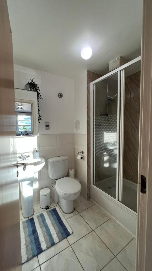 Edinburgh City Centre - Powderhall Modern Spacious 2 Bedroom Apartment With Free Parking Eksteriør bilde